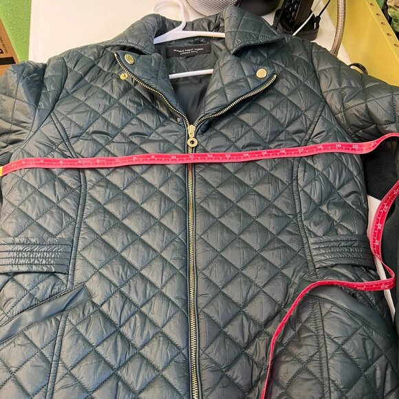 Padded Jacket - Picture 4 of 5